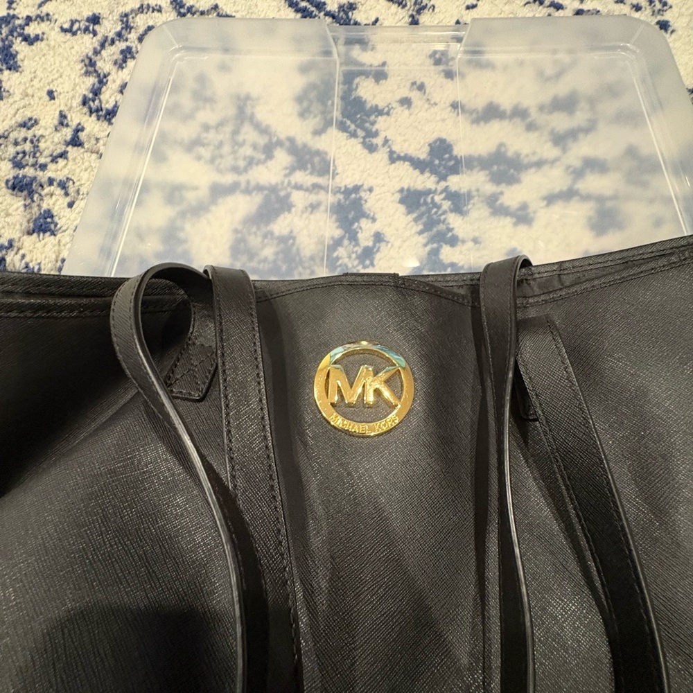 Michael Kors Black Jet Set Tote with Gold MK Logo